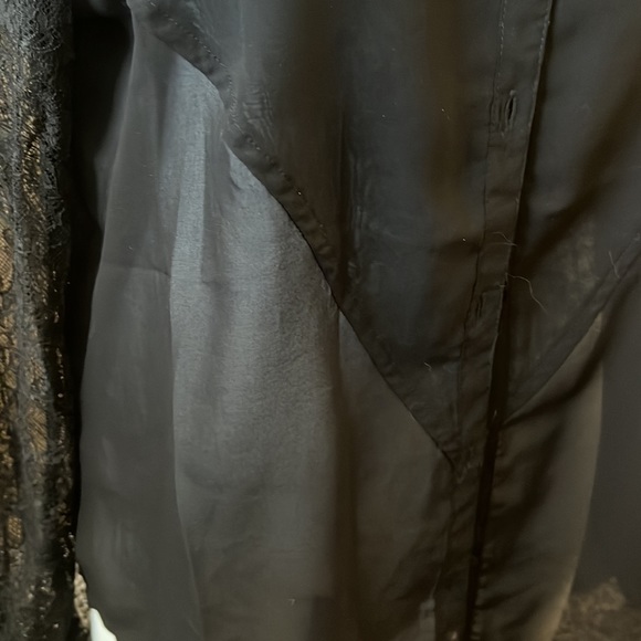 Button up sheer and lace blouse - Picture 5 of 7